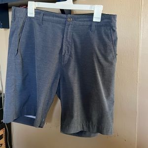 VISSLA 32” Hybrid Boardshorts